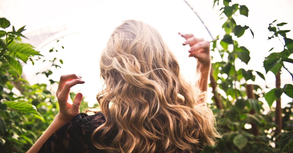 How to Choose the Right Essential Oils for Your Hair - Boilerhouse Hair